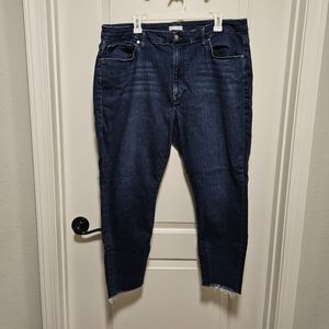 Good American Always Fits Cropped Jeans size 20-26